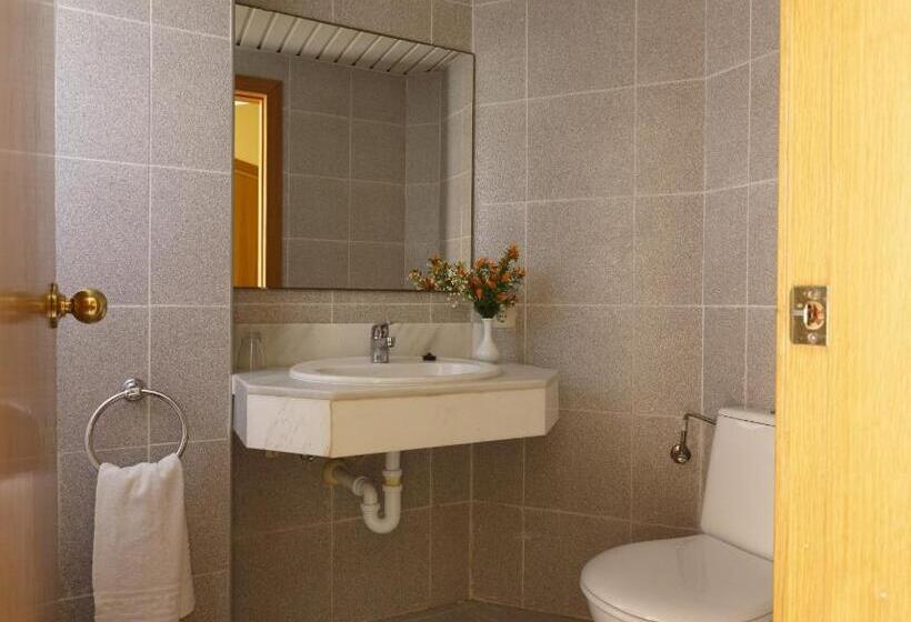 スタンダードシングルルーム, Golf Beach