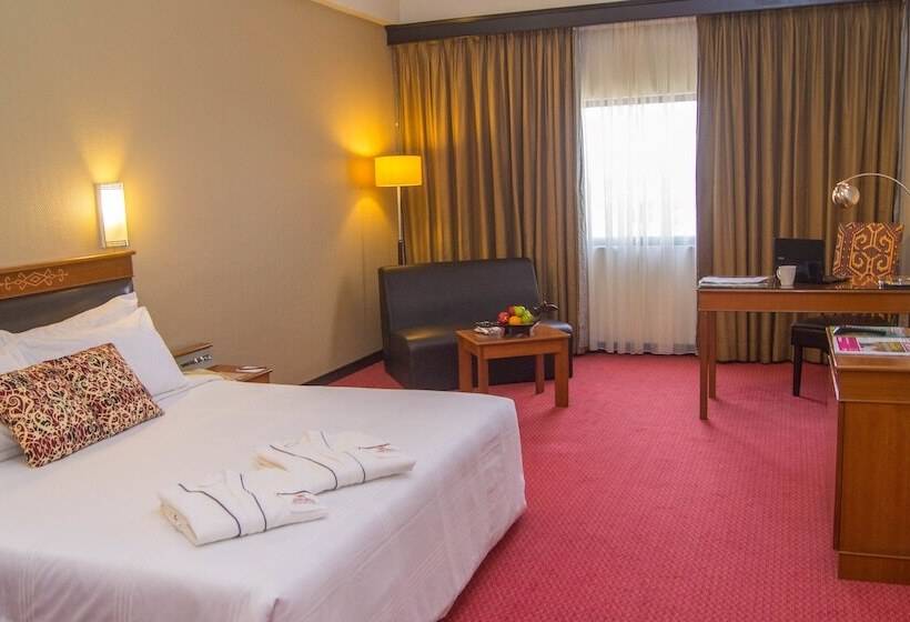 Номер Премиум, Grand Continental Kuching
