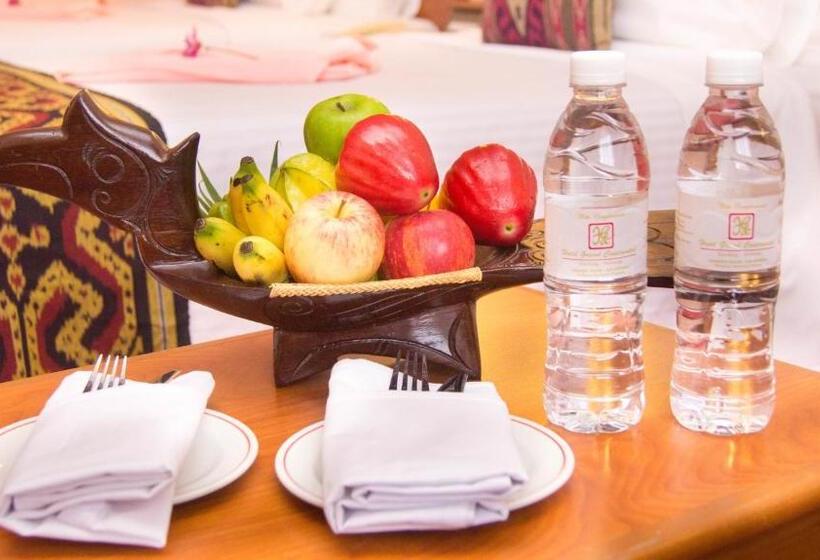 スイート, Grand Continental Kuching