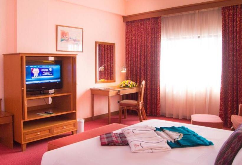 スイート, Grand Continental Kuching