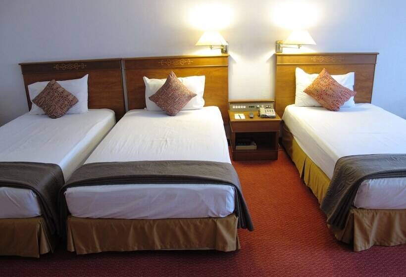 デラックストリプルルーム, Grand Continental Kuching