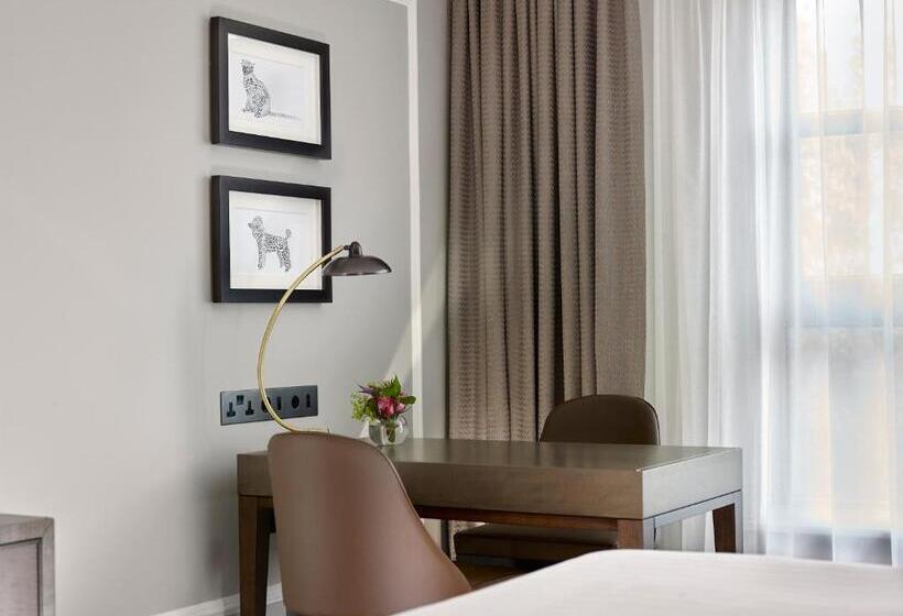 带大床的俱乐部房间, Hyatt Regency London The Churchill