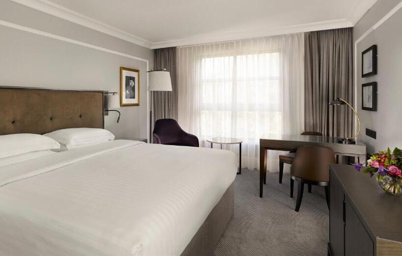 带大床的俱乐部房间, Hyatt Regency London The Churchill