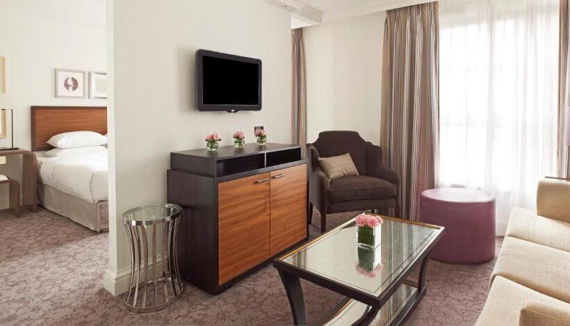 带大床的套房, Hyatt Regency London The Churchill