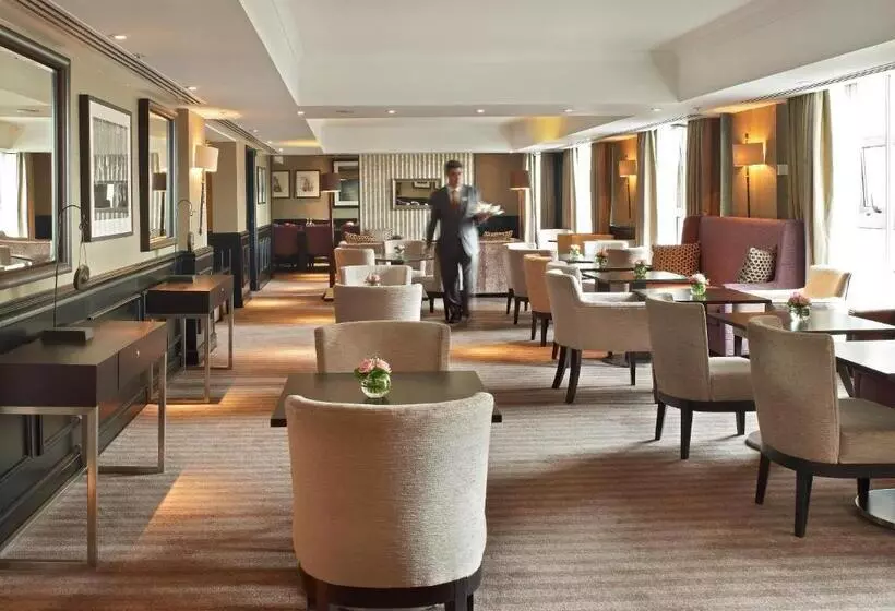 سوییت اجرایی, Hyatt Regency London The Churchill