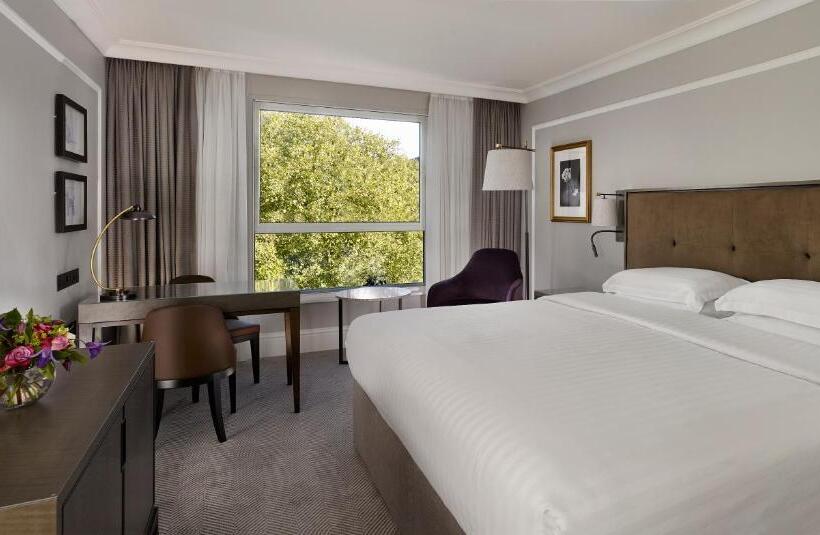 带大床的俱乐部房间, Hyatt Regency London The Churchill