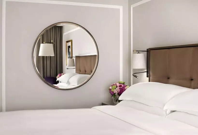 اتاق کلاب, Hyatt Regency London The Churchill