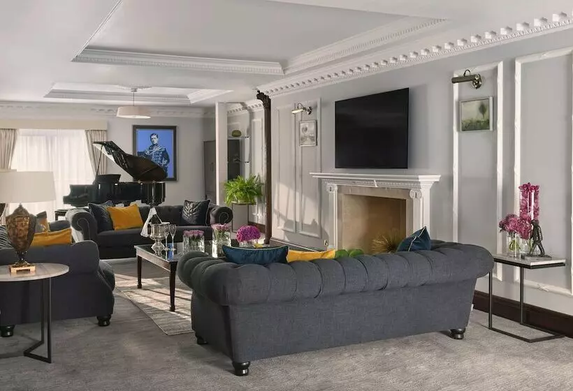 سوییت, Hyatt Regency London The Churchill