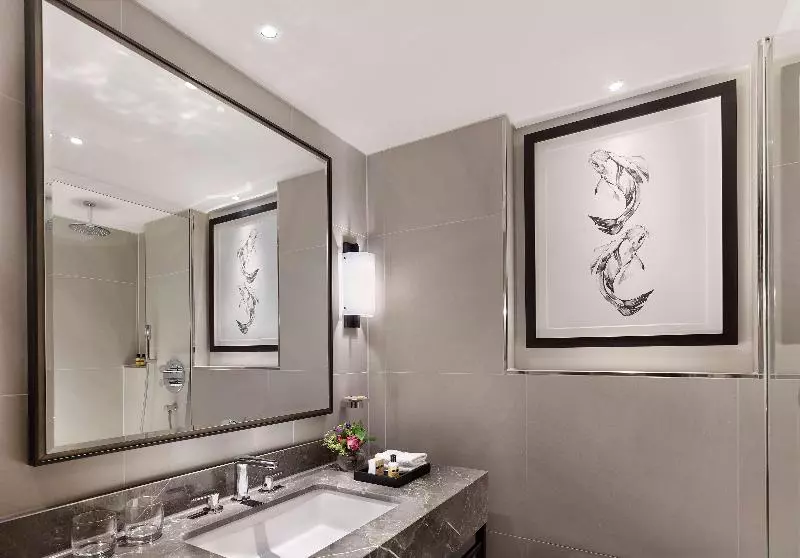 اتاق کلاب, Hyatt Regency London The Churchill