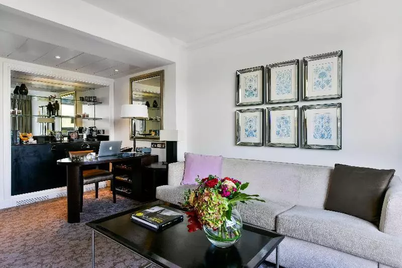 سوییت, Hyatt Regency London The Churchill