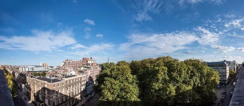 سوئیت پریمیوم, Hyatt Regency London The Churchill