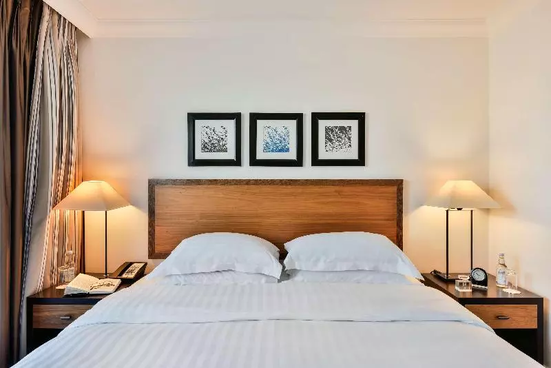 سوئیت با تخت بزرگ, Hyatt Regency London The Churchill