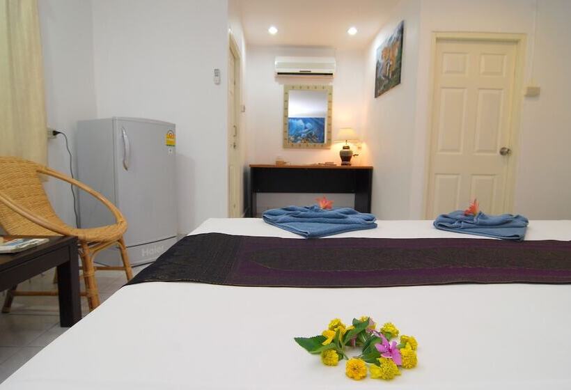 스탠다드 방갈로, Lanta Island Resort