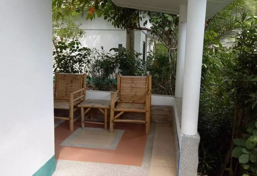 بانگلوی لوکس, Lanta Island Resort