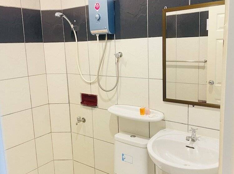 디럭스 방갈로, Lanta Island Resort