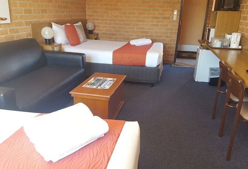 デラックスの４人部屋, Royal Palms Motor Inn