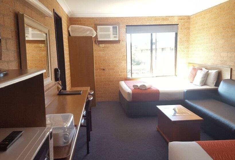 デラックスの４人部屋, Royal Palms Motor Inn