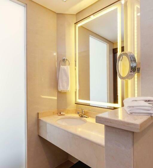 带大床的经典房间, Sheraton Bogota