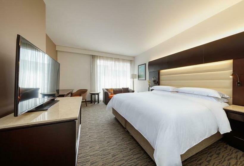 Номер Классика Кровать Кинг, Sheraton Bogota