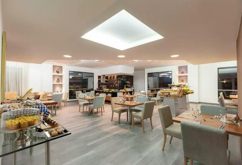 キングサイズベッドのクラブルーム, Sheraton Bogota