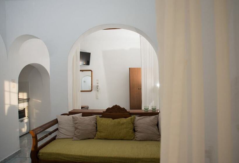 Апартаменты 1 Спальня, Prekas Apartments