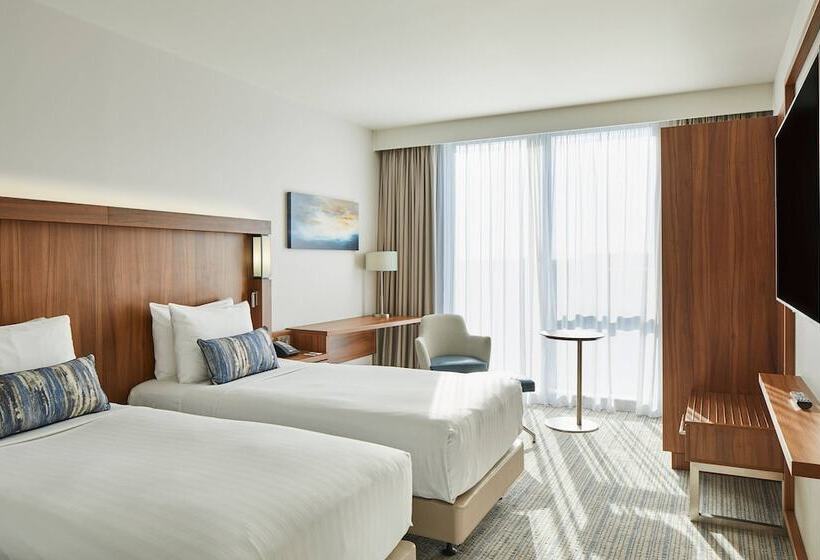 Номер Superior с Видом, Courtyard By Marriott London Heathrow Airport