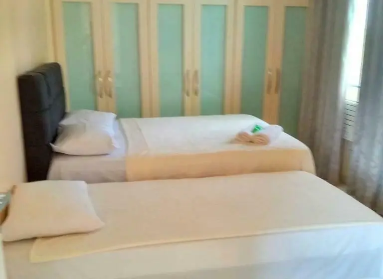 Economy Triple Room, Pousada Irmaos Freyhardt