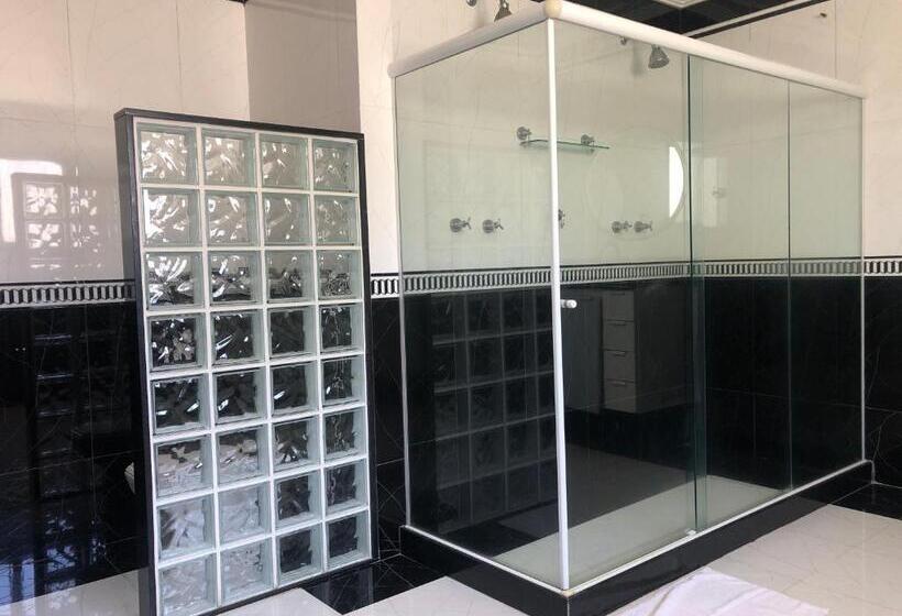 سوییت خانوادگی, Pousada Irmaos Freyhardt