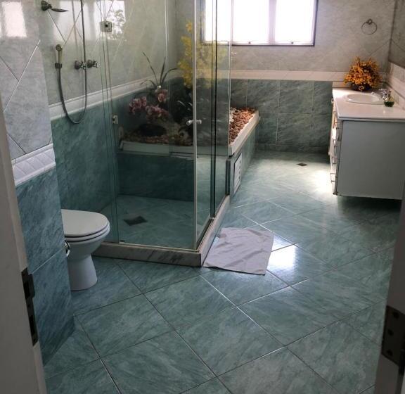 اتاق خانوادگی, Pousada Irmaos Freyhardt