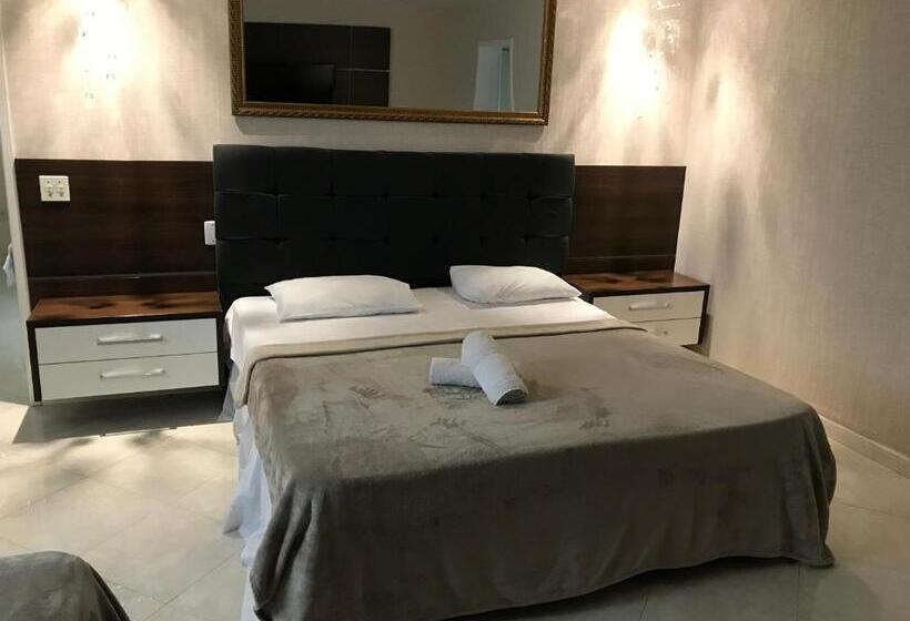 سوییت خانوادگی, Pousada Irmaos Freyhardt