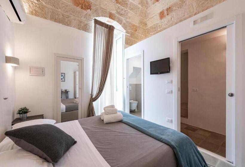 Номер Стандарт с Балконом, D Aprile Dimore