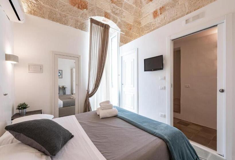 Номер Стандарт с Балконом, D Aprile Dimore