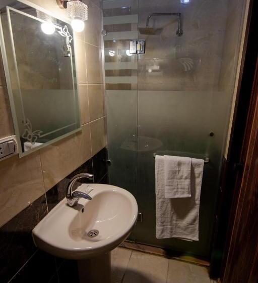 اتاق لوکس با چشم‌انداز, Horus Guest House Pyramids View