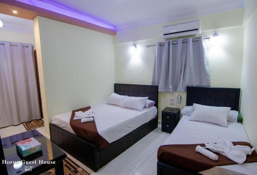اتاق لوکس سه تخته, Horus Guest House Pyramids View