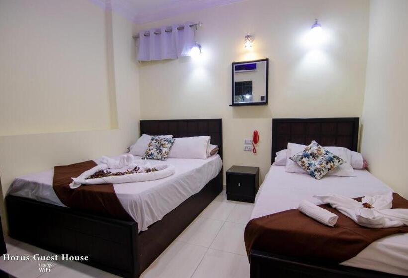 اتاق داخلی دلوکس, Horus Guest House Pyramids View