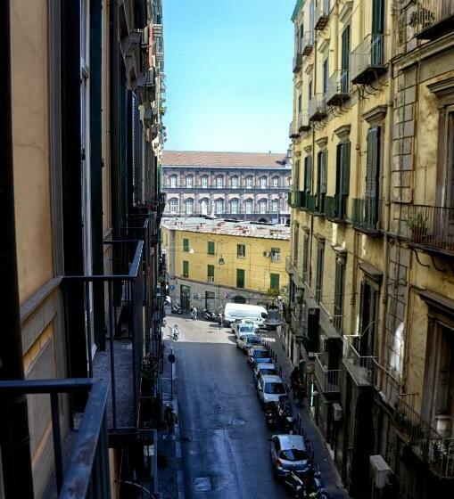 اتاق استاندارد, B&b Casa Aragonese