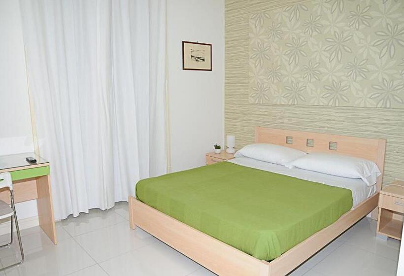 اتاق استاندارد, B&b Casa Aragonese