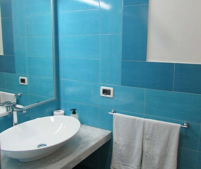 Triple Room Sea View, Casa Antonio