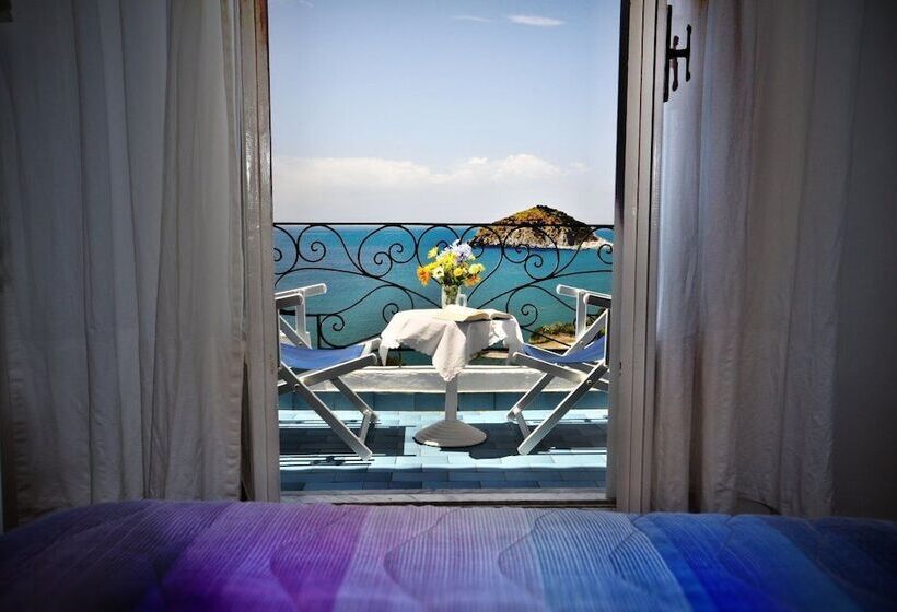 Четырехместный Номер Стандарт Вид на Море, Casa Antonio