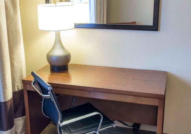 غرفة قياسية سرير كينج, Comfort Inn Fort Morgan