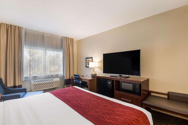 غرفة قياسية سرير كينج, Comfort Inn Fort Morgan