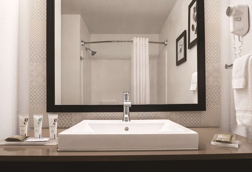 جناح, Country Inn & Suites By Radisson, Cottage Grove, Mn