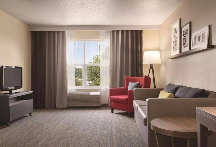 Sviitti, Country Inn & Suites By Radisson, Cottage Grove, Mn