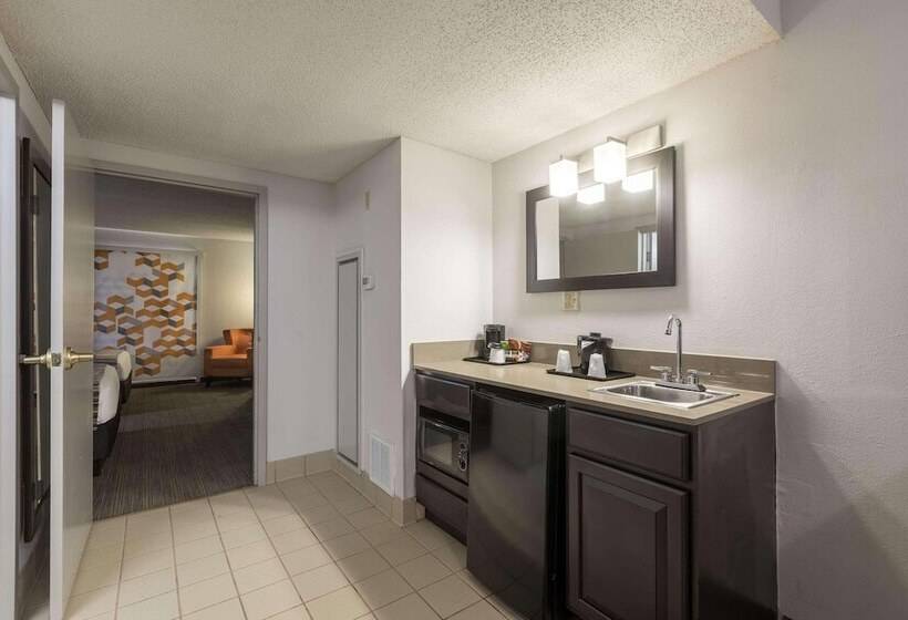 Люкс, Country Inn & Suites By Radisson, Lake Norman Huntersville, Nc