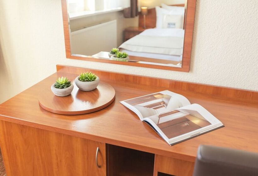 コンフォートルーム, Hamburg Stadtzentrum