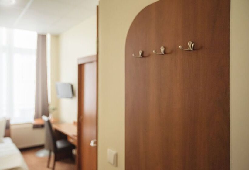 エコノミーシングルルーム, Hamburg Stadtzentrum