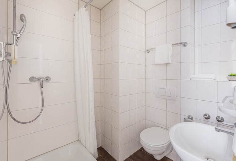 エコノミーシングルルーム, Hamburg Stadtzentrum