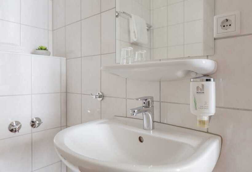 エコノミーシングルルーム, Hamburg Stadtzentrum