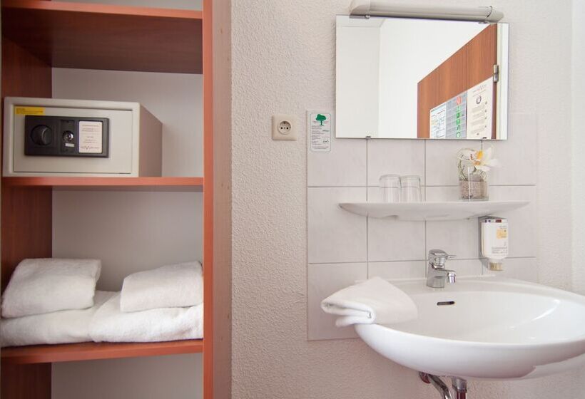 エコノミーシングルルーム, Hamburg Stadtzentrum