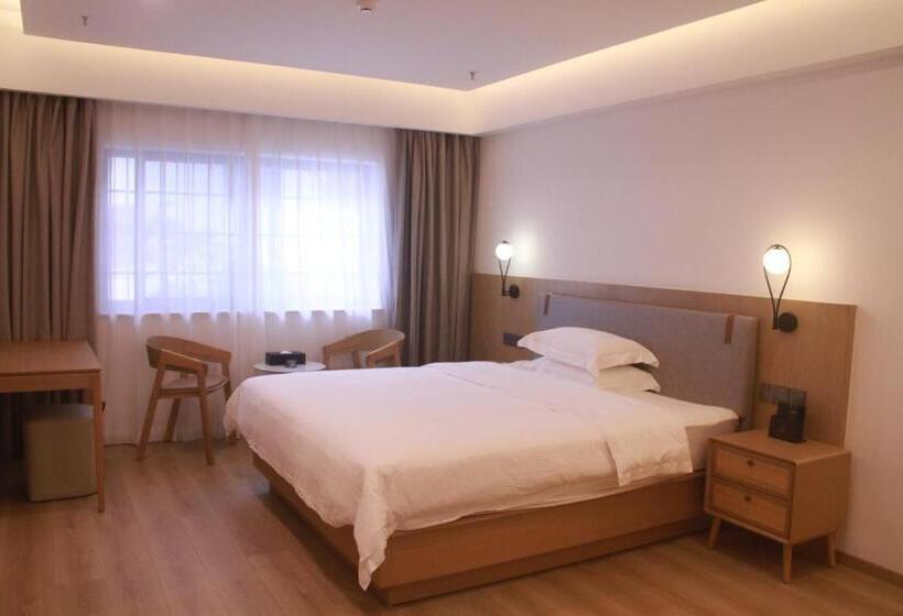 Номер Стандарт с Балконом, Hunan New Pipaxi